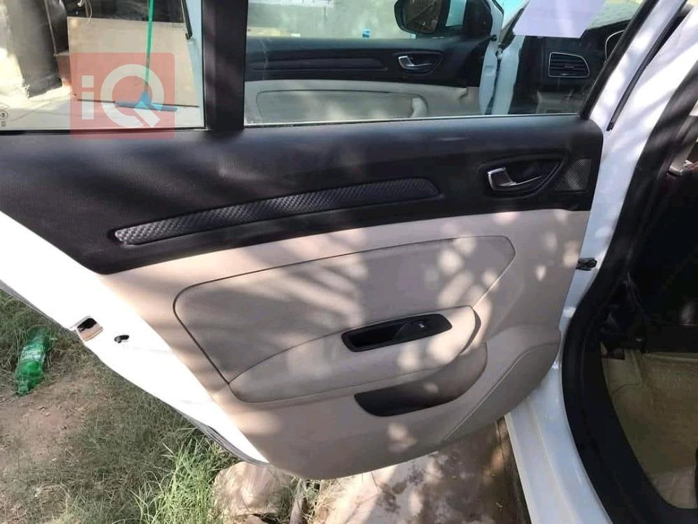 رينو ميجان